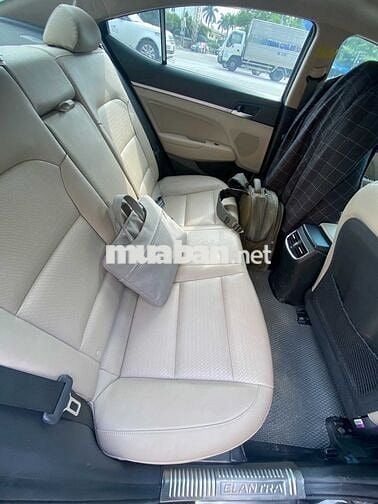 Hyundai Elantra 2019 2.0 AT - 48000 km