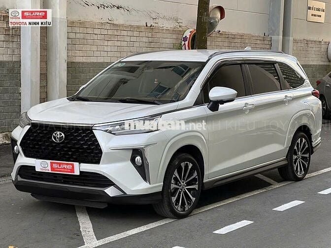Toyota Veloz Cross 2024  - 18.000 km