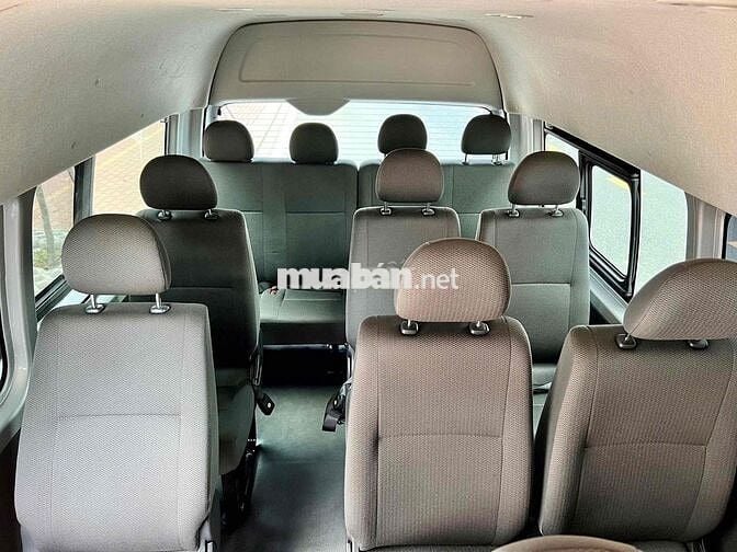Toyota Hiace 2018 3.0L xe Bảo dưỡng hãng đầy đủ