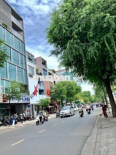 Đang Cần bán gấp căn nhà mặt tiền quận 1  DT 4x16m Quận 1 TP HCM