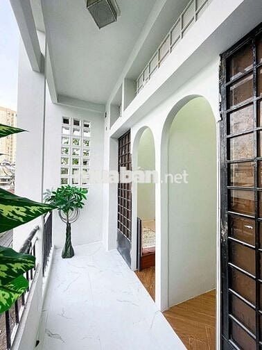 Căn Hộ 2PN Ban Công 50M2 - Full Tiện Nghi - Ngay Chợ Phạm Văn Hai