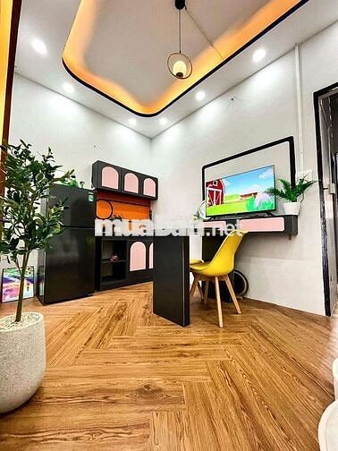 Căn Hộ 2PN Ban Công 50M2 - Full Tiện Nghi - Ngay Chợ Phạm Văn Hai