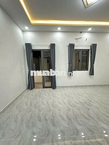 Nhà Hiếm Ngang 5M, Tân Bình - DT:5X5,4M Sát HXH Thành Mỹ - 4,4 tỷ TL