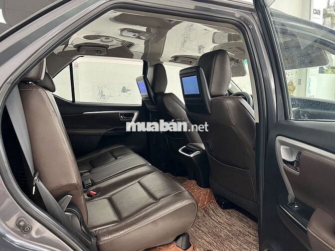 Toyota Fortuner 2017 2.7V 4x2 AT - 105000 km