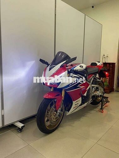 Cbr 1000 sp1.  Xe lướt 14000 km HQCN