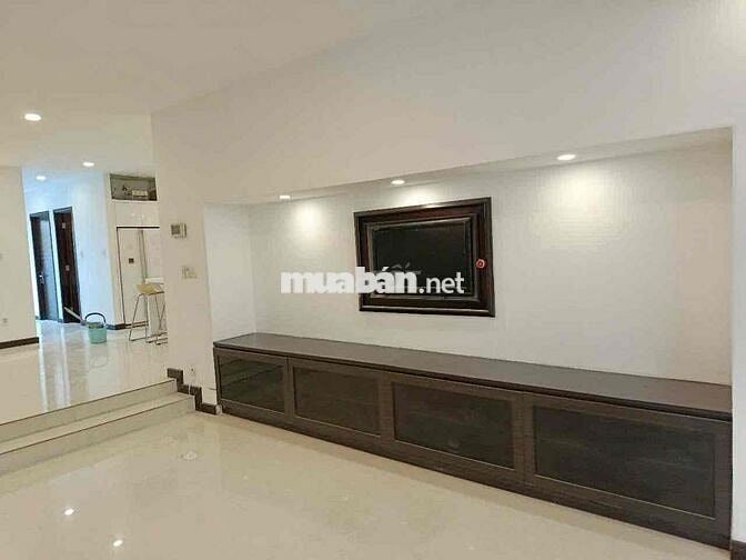 Cho thuê Biệt Thự Vip KDC Sông Đà,/đ. B,p.HBC ngang 10m 3 tầng 28tr TL
