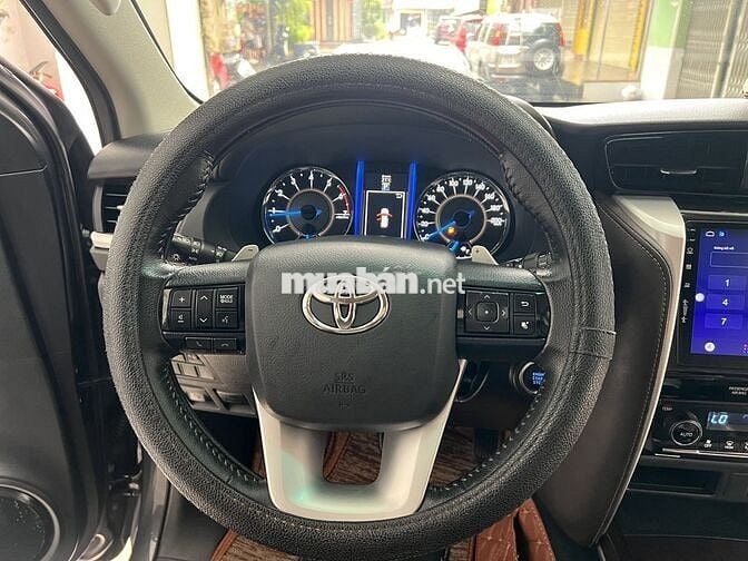 Toyota Fortuner 2017 2.7V 4x2 AT - 105000 km