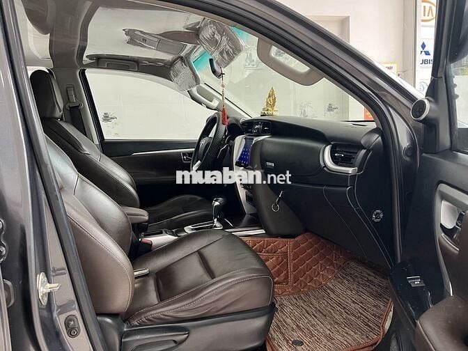 Toyota Fortuner 2017 2.7V 4x2 AT - 105000 km