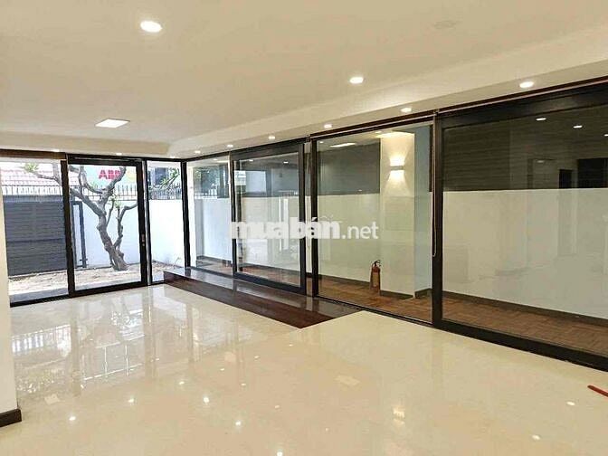 Cho thuê Biệt Thự Vip KDC Sông Đà,/đ. B,p.HBC ngang 10m 3 tầng 28tr TL