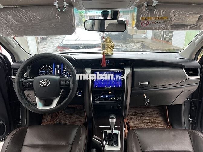 Toyota Fortuner 2017 2.7V 4x2 AT - 105000 km