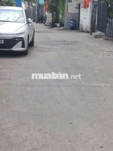 BÁN NHÀ QUẬN 12 HẺM XE TẢI NGAY CHỢ DT 145M2 NHÀ 2 TẦNG 6 PHÒNG NGỦ