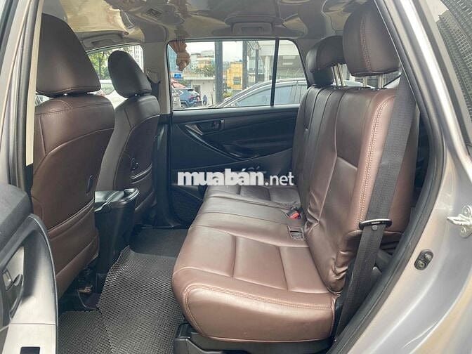 Toyota Innova 2020 E 2.0 MT - 103000 km