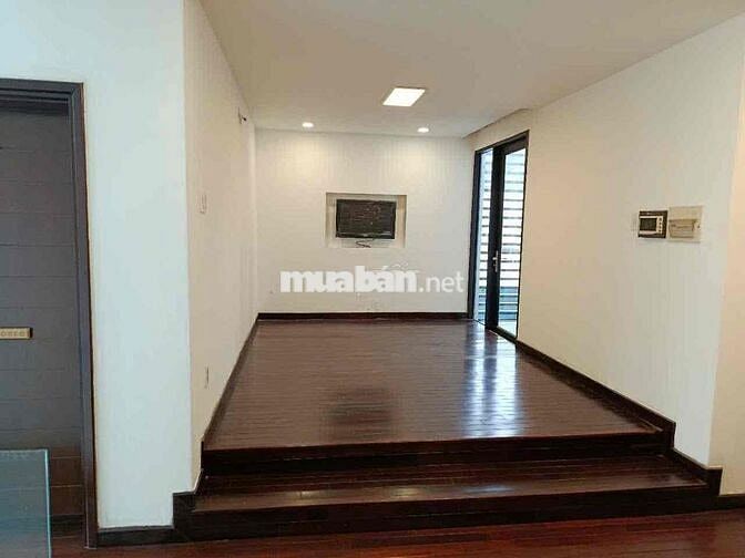 Cho thuê Biệt Thự Vip KDC Sông Đà,/đ. B,p.HBC ngang 10m 3 tầng 28tr TL