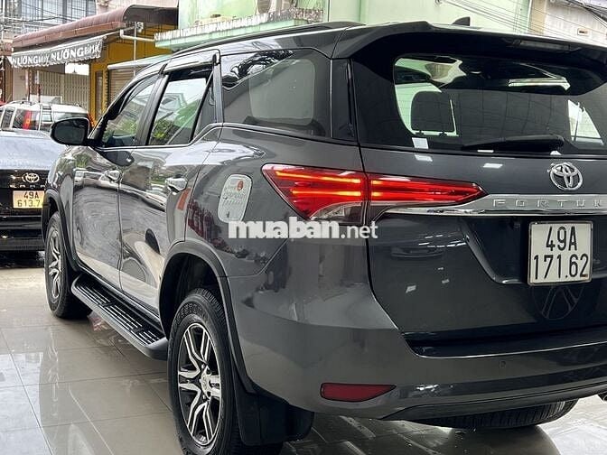 Toyota Fortuner 2017 2.7V 4x2 AT - 105000 km