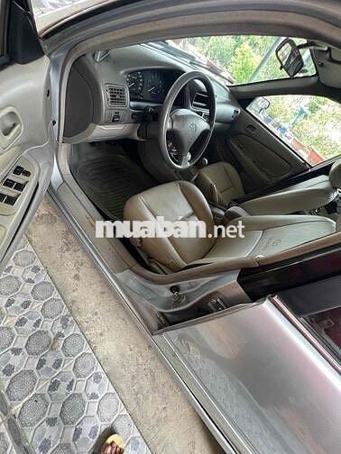 Toyota Corolla 2000 GLi 1.6 MT - 131000 km