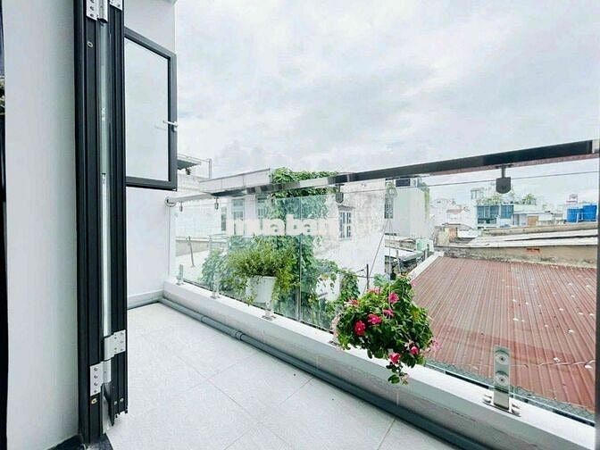Cho thuê phòng ban công đường Tân Thắng Quận Tân Phú