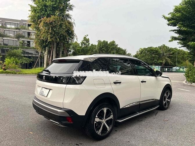Peugeot 3008 2021 Allure - 34000 km