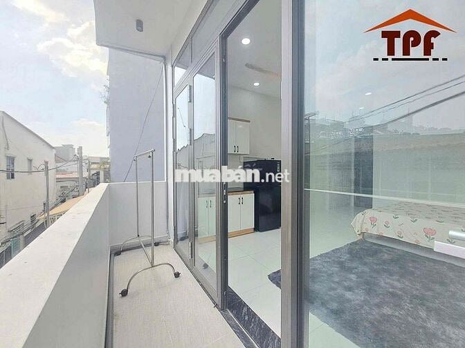 Cho thuê phòng ban công đường Tân Thắng Quận Tân Phú