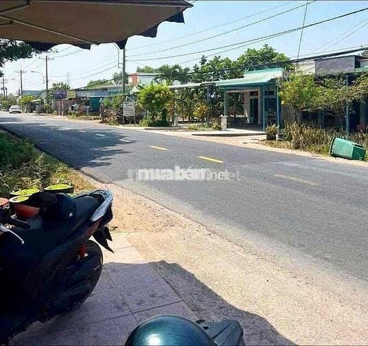 Mình cần ra gấp miếng đất thổ cư sổ sẵn mặt tiền đường
