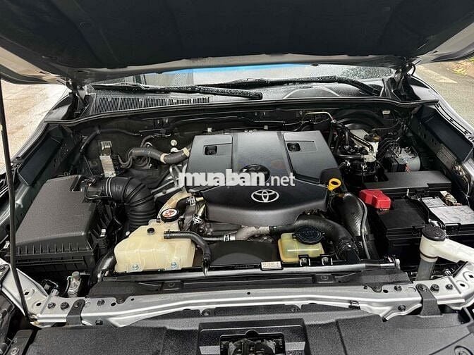 Toyota Fortuner 2019 2.4G 4x2 MT - 98000 km