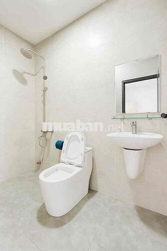 Duplex cửa sổ lớn - Ở 3-4 người - Trống sẵn