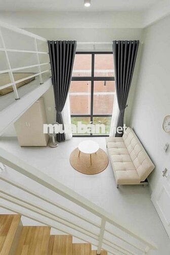 Duplex cửa sổ lớn - Ở 3-4 người - Trống sẵn