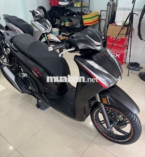 Sh350i_2022 Đen Mờ Máy Thái Sm601