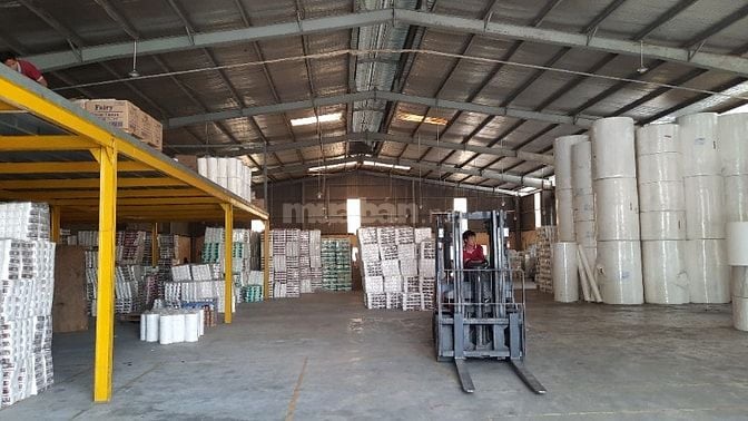 Nhà xưởng cho thuê phường an phú đông quận 12 dt: 2000m giá 110 triêu