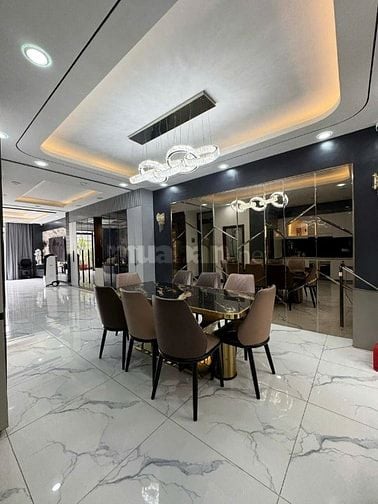 NHÀ ĐẸP LUNG LINH ĐẸP NGAY NGUYỄN QUÝ YÊM - 112m²-5.9 x 18.2M- 5 TẦNG-
