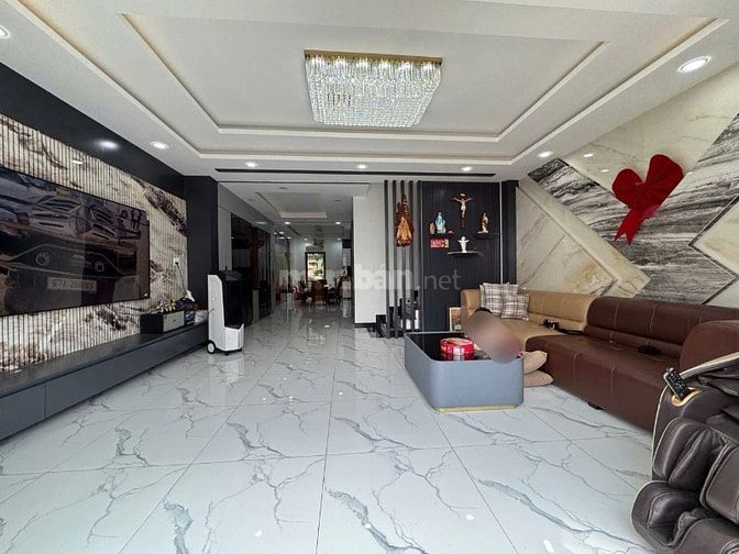 NHÀ ĐẸP LUNG LINH ĐẸP NGAY NGUYỄN QUÝ YÊM - 112m²-5.9 x 18.2M- 5 TẦNG-