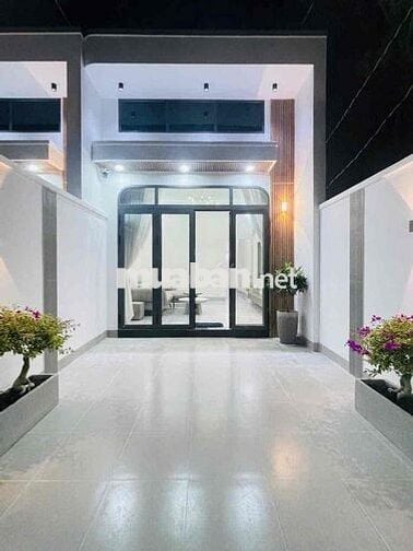 NHÀ HẼM OTO PHƯỜNG 10 - MỸ THO