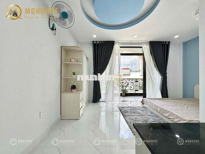 Studio ban công, cửa sổ trời, full NT ngay Tân Sơn Nhì, gần Aeon, HUIT