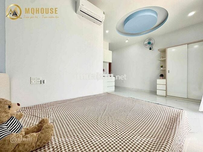 Studio ban công, cửa sổ trời, full NT ngay Tân Sơn Nhì, gần Aeon, HUIT