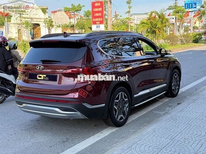 Hyundai SantaFe Cao cấp 2.5L HTRAC 2022