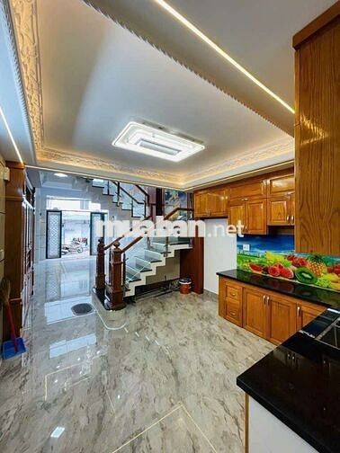 NHÀ 5 TẦNG ĐẸP — ĐƯỜNG LÊ VĂN QUỚ  (4m x 13m)