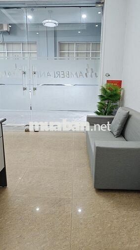 Cho thuê nhà ngõ 37 Trần Kim Xuyến, dt 40m2 x 4 tầng, mỗi tầng 1 phòng