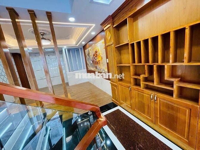 NHÀ 5 TẦNG ĐẸP — ĐƯỜNG LÊ VĂN QUỚ  (4m x 13m)