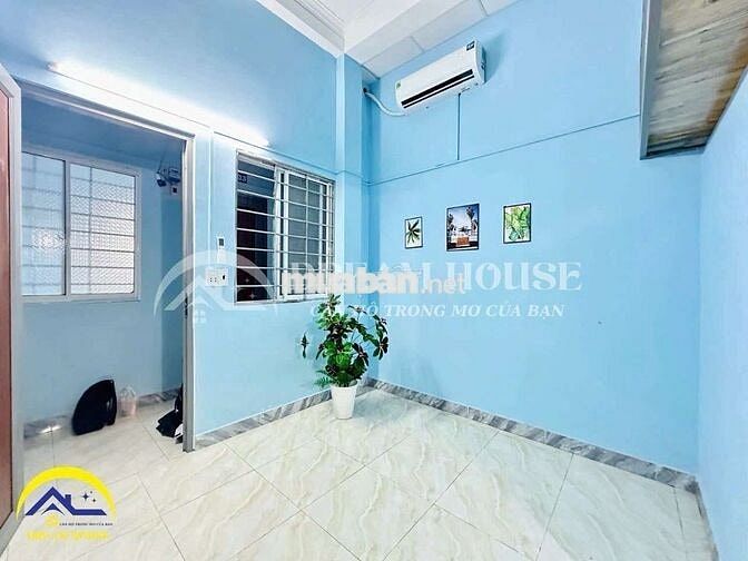 CHO THUÊ PHÒNG TRỌ CÓ GÁC DƯỚI ĐẤT CÓ MÁY LẠNH AN NINH GẦN AEON TP