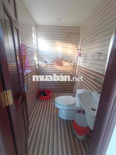 CHO THUÊ NHÀ ĐƯỜNG SỐ 9 GẦN KHA VẠN CÂN 4PN 4WC SẴN 5 MÁY LẠNH