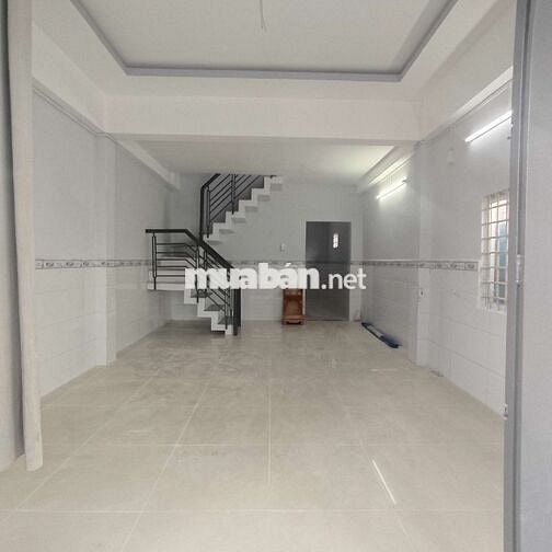 Nhà mặt tiền đường 43, 50m2, 2PN, vuông vức, HBC, Thủ Đức