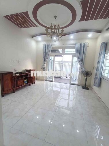 CHO THUÊ NHÀ ĐƯỜNG SỐ 9 GẦN KHA VẠN CÂN 4PN 4WC SẴN 5 MÁY LẠNH