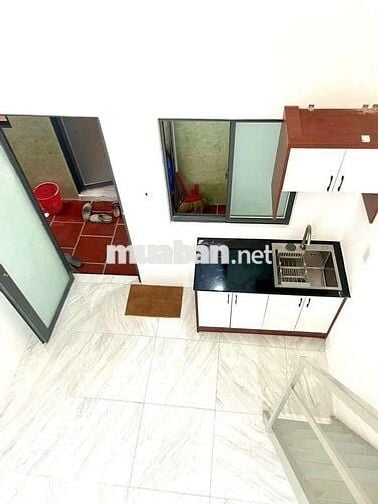 Cho thuê phòng trọ đầy đủ nội thất ngay Ngã tư Thủ Đức gần Hutech, HUB