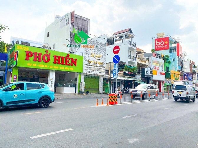 CHO THUÊ 2500M GÓC 2 MẶT TIỀN +GẦN VINCOM PHAN VĂN TRỊ