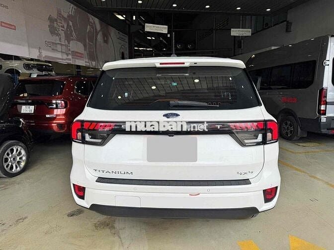 Ford Everest 2023 Titanium+ 2.0 AT 4x4 - 46000 km