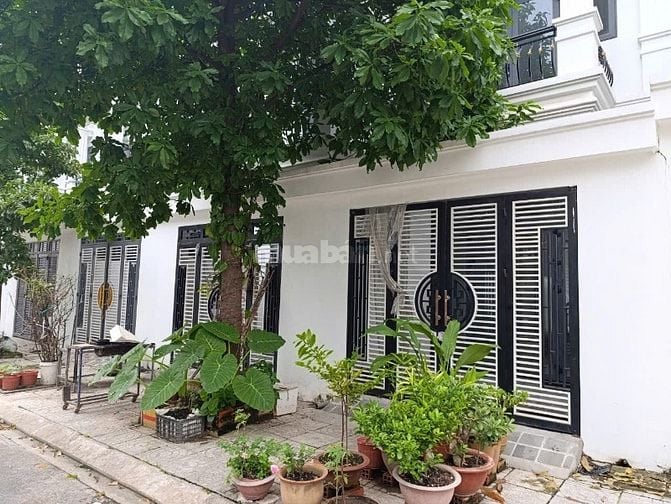 NHÀ ĐẸP – Ở NGAY – KHU DÂN TRÍ CAO – DĨ AN, BÌNH DƯƠNG