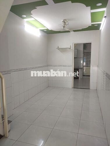 Nhà gần ngã ba ông Tạ - CMT8 - diện tích 50m2 - 3 phòng ngủ