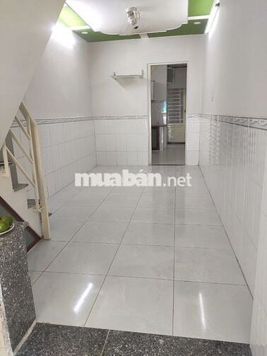 Nhà gần ngã ba ông Tạ - CMT8 - diện tích 50m2 - 3 phòng ngủ