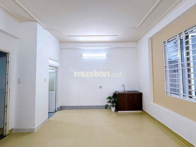 Phòng trọn Full Nội Thất rộng 30m2 ở Cuối NGuyễn Oanh( định vị sai)