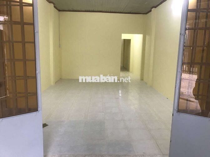 Cần cho thuê nhà cấp 4  P THT Q12  DT 4,2*27 hẻm xe hơi