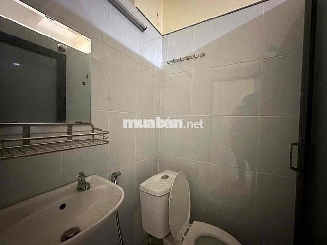 Trọ ngay đại học công nghiệp 4 GV